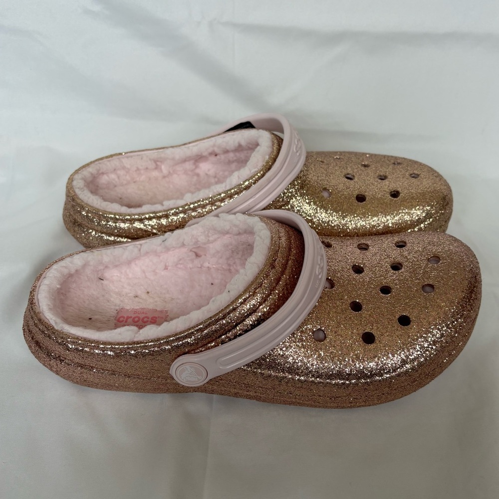 Girls’ Fleece Lined Rose Gold Glitter Crocs, Size 6